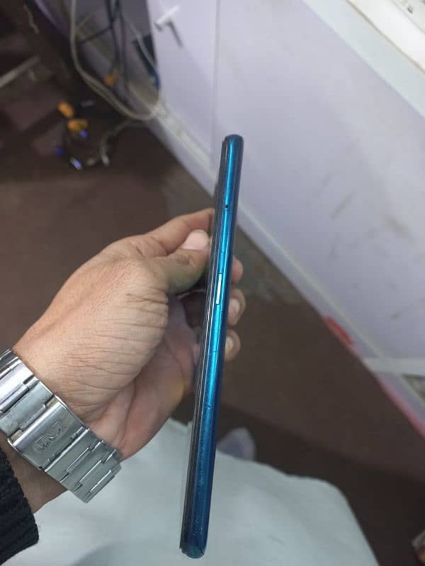 Oppo F11 pro in Jahanian 5