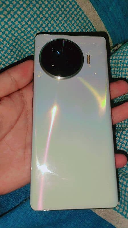 techno spark 20 pro Plus 5