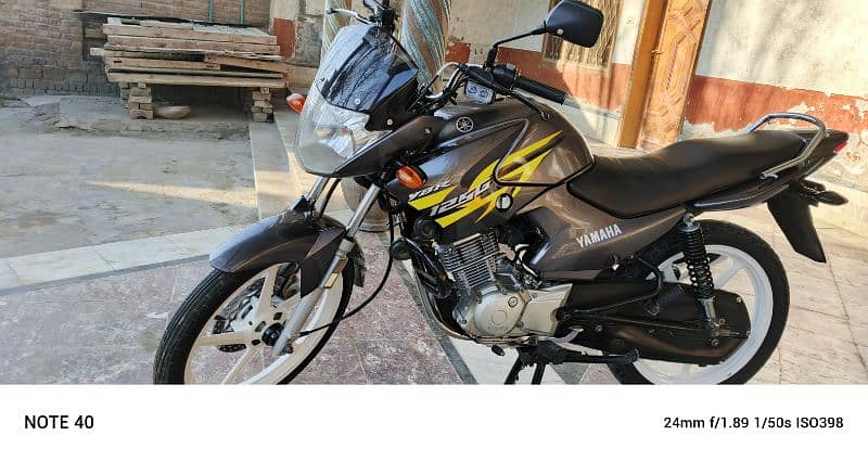 Bilkul saaf Bike 10/10 12