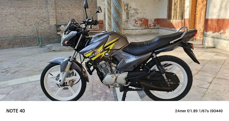 Bilkul saaf Bike 10/10 15