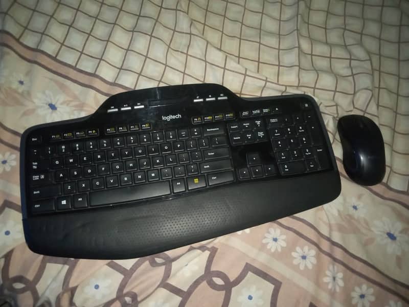 logitech wireless keyboard & mouse combo mk710 0