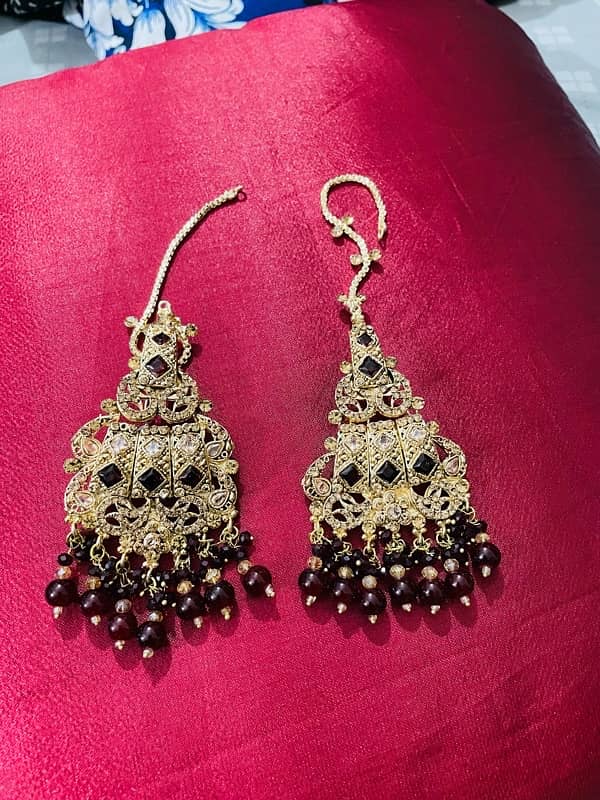 artificial bridal set with jhumka teeka 3