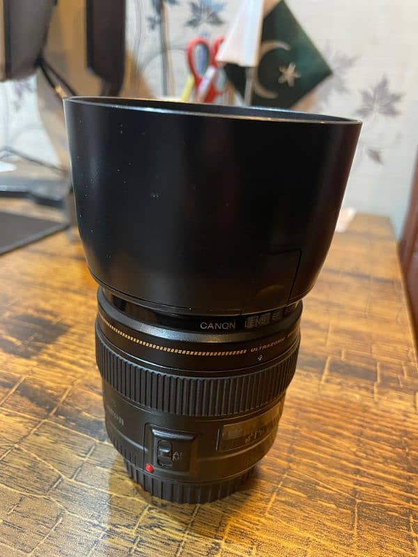 Canon EF 85mm f/1.8 USM Lens for Sale. 1