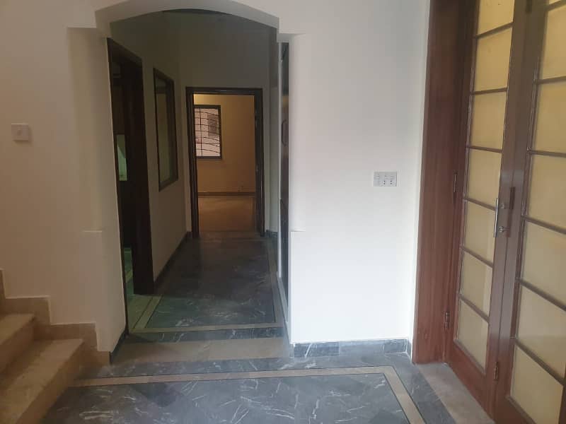 32 Marla Double Unit Commercial House Available For Rent in H Block Gulberg 3 12