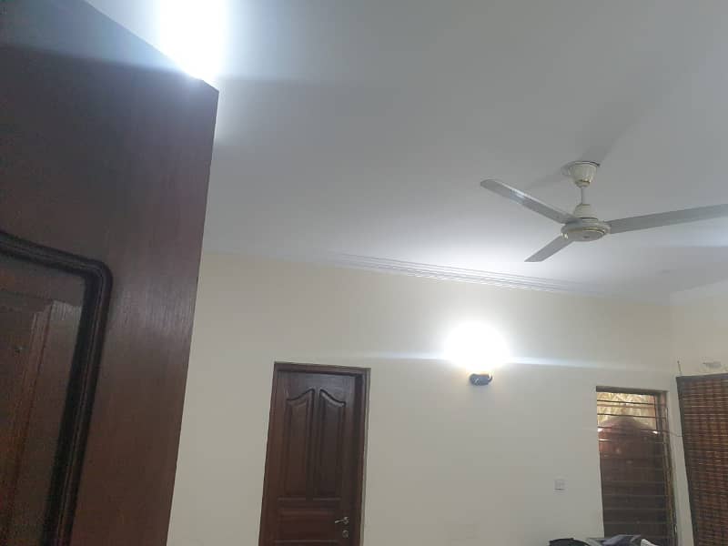 32 Marla Double Unit Commercial House Available For Rent in H Block Gulberg 3 32