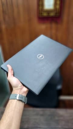 DELL LATITUDE7520(Contact#03051467338)