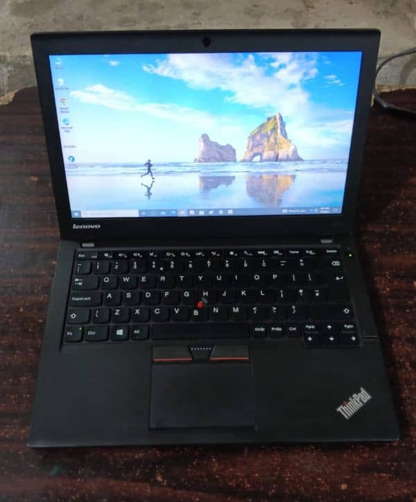 Lenovo Thinkpad X250 i5 5th Generation 0