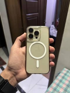 iphone 14 pro Golden