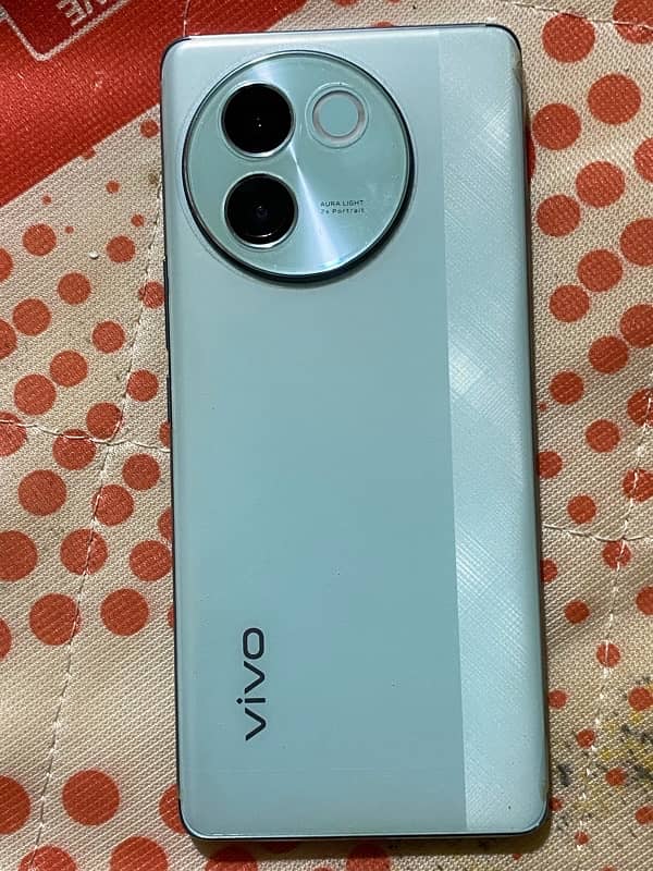 vivo v30e 8gb 256gb 10 by 10 condition. 1