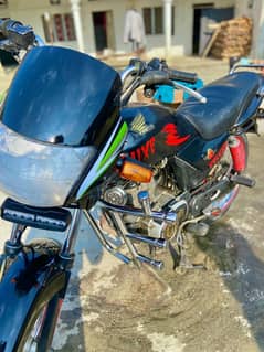 Honda Deluxe bike in good condition 2012 model