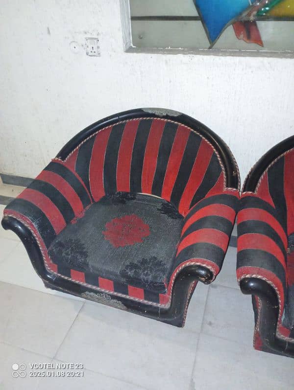 2 single Sofas for sale 3