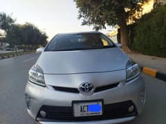 Toyota Prius 2013 s 1.8