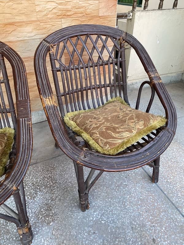 Cane Chair Set For Sale urgent 3