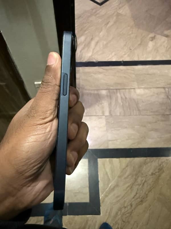 iPhone 13 128gb PTA approved 1