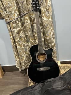 Chords acoustic guitar for sale in mint condition