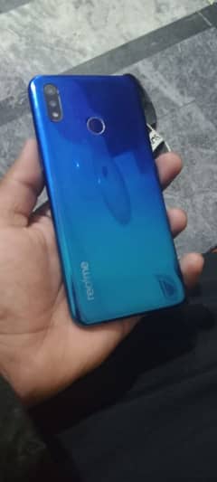 realme 3