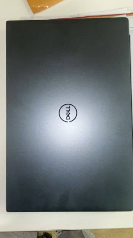 Dell Vostro 5590 3