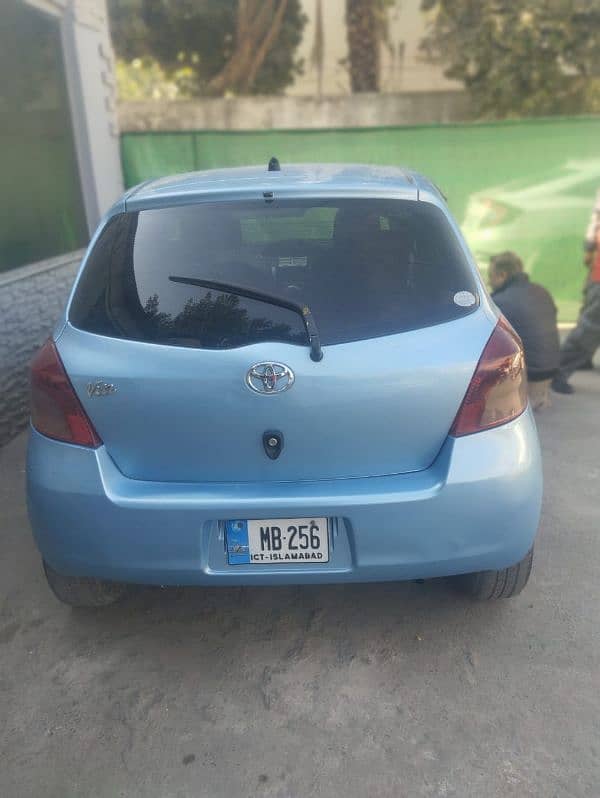 Toyota Vitz 2007 1