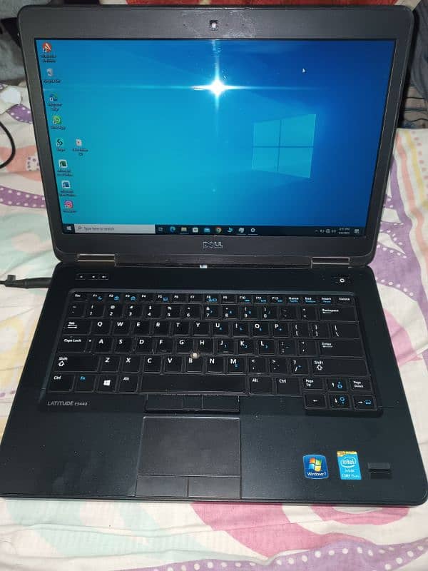 dell i5 4th gen| 8gb Ram| 128gb ssd 0