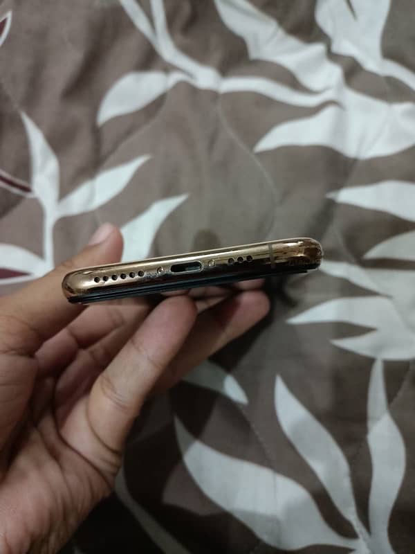 iPhone 11 Pro 256 Gb PTA Approved 1