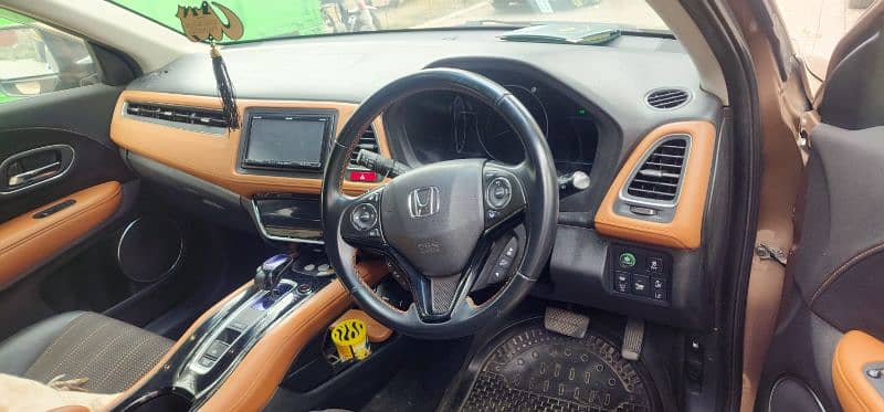 Honda Vezel 2016 6