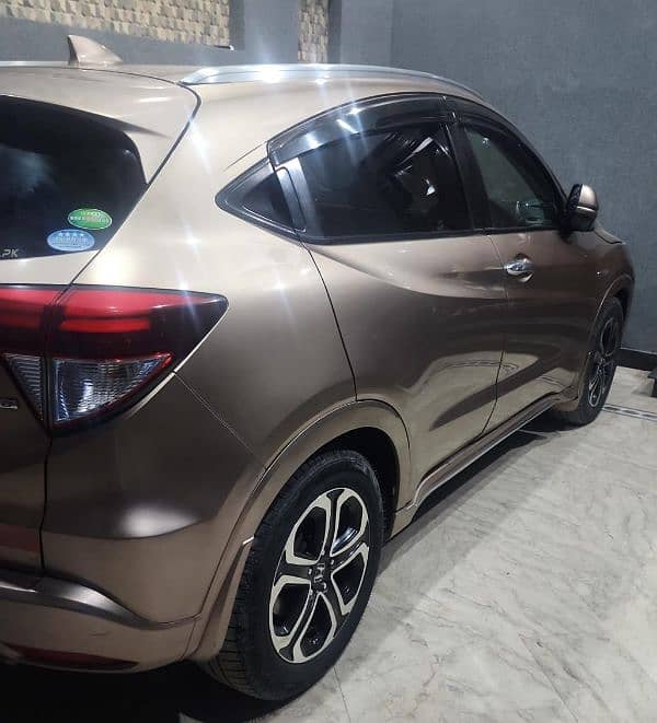 Honda Vezel 2016 8