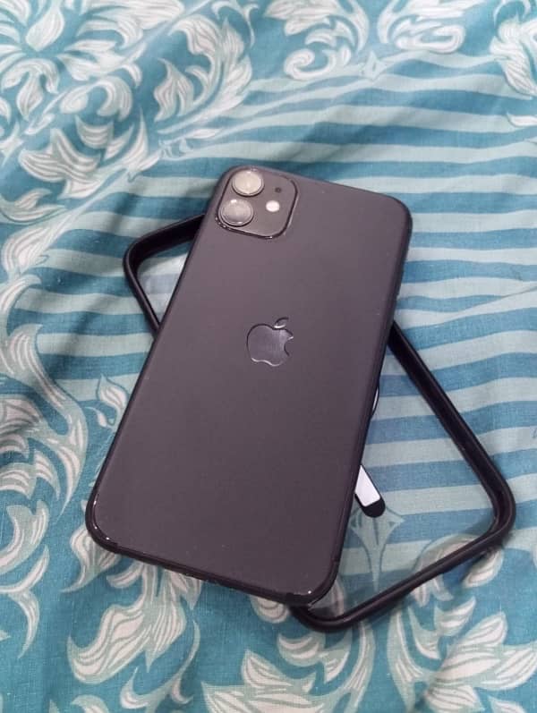 iphone 11 128 gb pta aproved 3