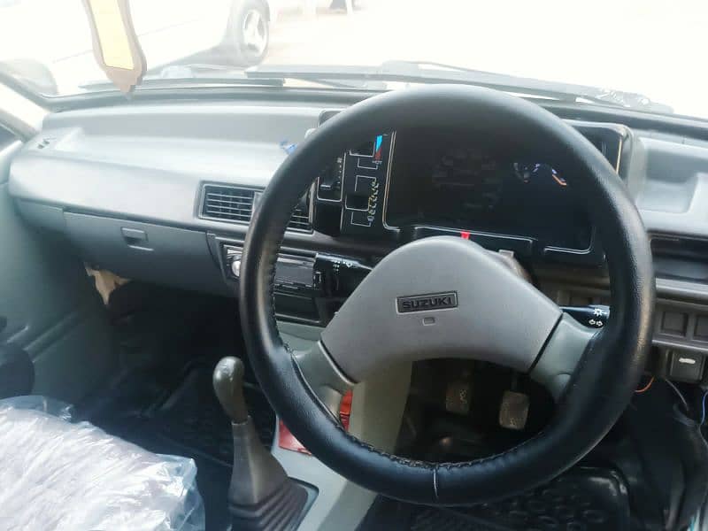 SUZUKI MEHRAN VXR MODEL 2017 IMMUCULATE CONDITION UP FOR SALE 13