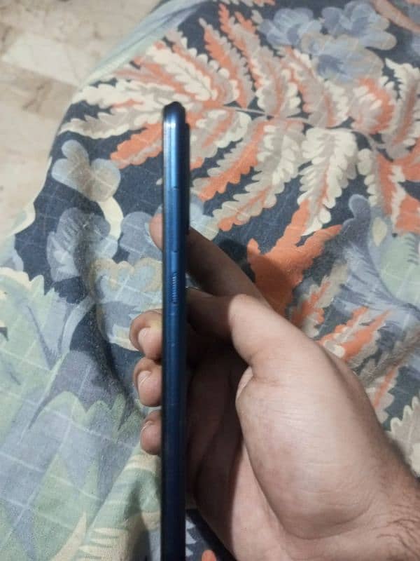 Infinix smart 3 plus (for parts, with original panel) 3