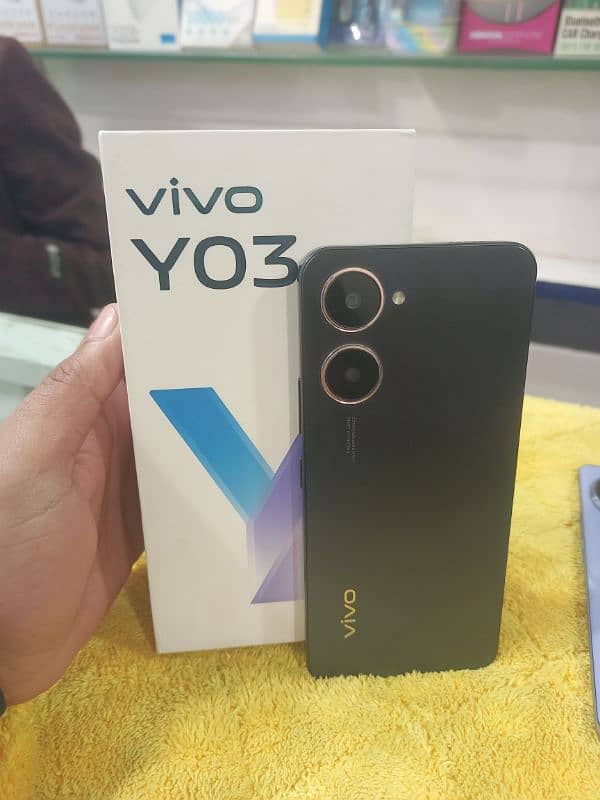 vivo yo3t 4/64 used with box charger 0