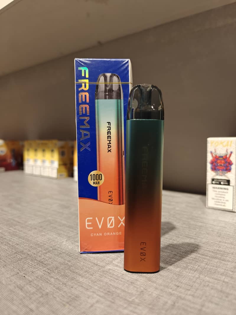 Bumper Offer. Freemax EVOX Vape New Sealed and Yokai 30ml 50mg bottle 2