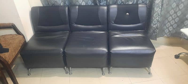 office sofa neat clean urgently sale 3pc 0