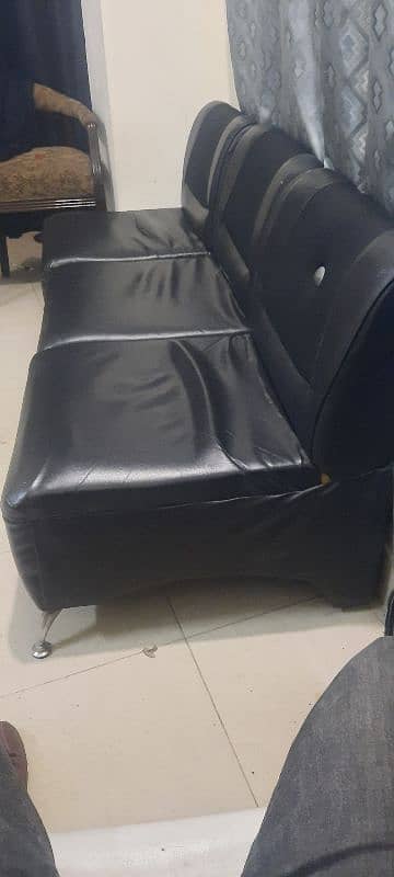 office sofa neat clean urgently sale 3pc 8