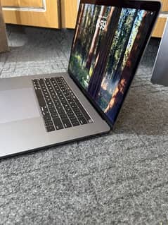 macbook pro i9 2019 fresh import