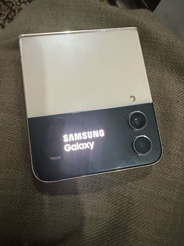 Samsung Z flip 4 2