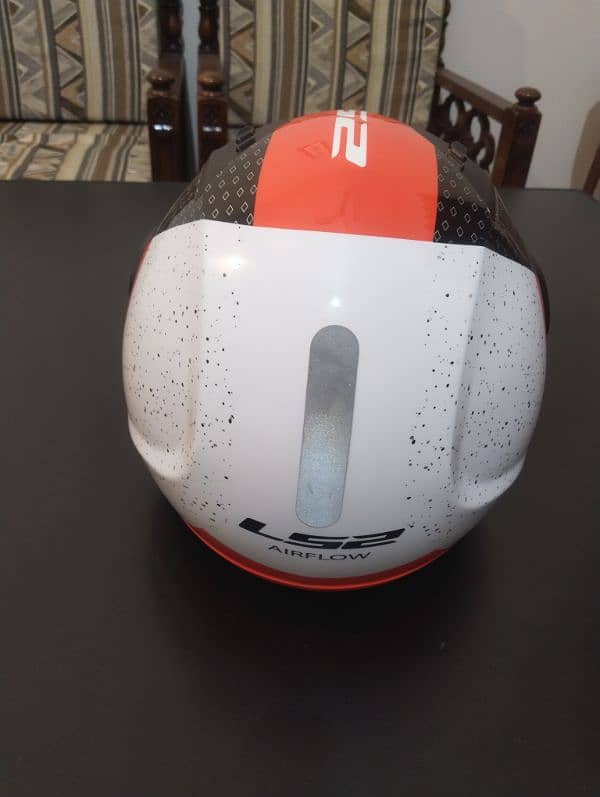 LS2 helmet XL size in brand new condition 3