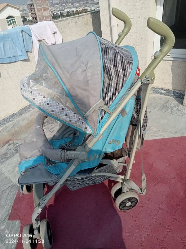 Imported Stroller/Pram foldable in Good Condition 1