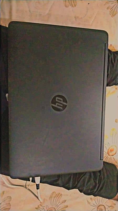 URGENTLY SELLING HP BUSINESS LAPTOP i5-4300 (15-inches) 6