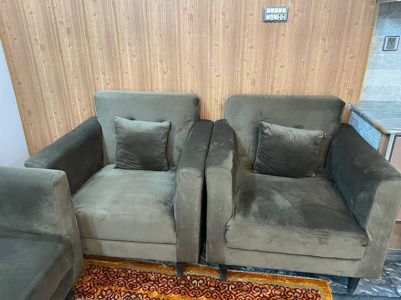 Sofa set 3,1,1 2