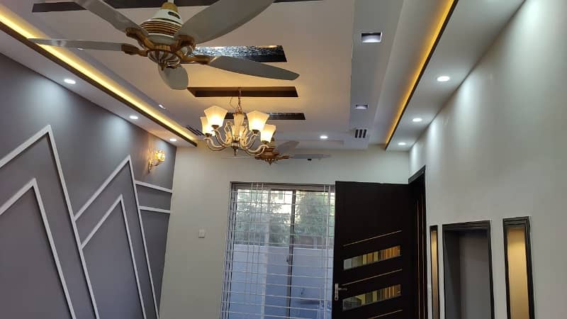 Buy A 1947 Square Feet Flat For sale In G-15 11