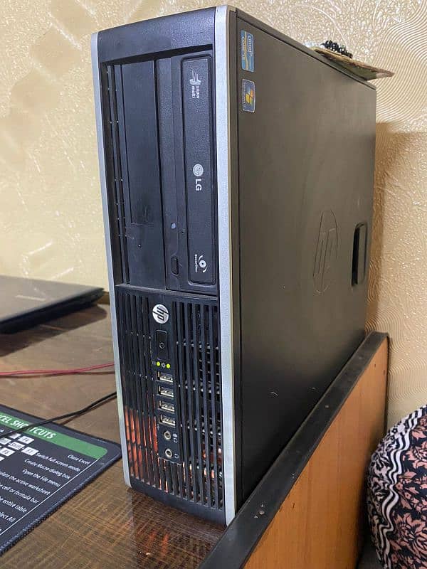 Computer in excellent condition for sale in affordable prices. 1