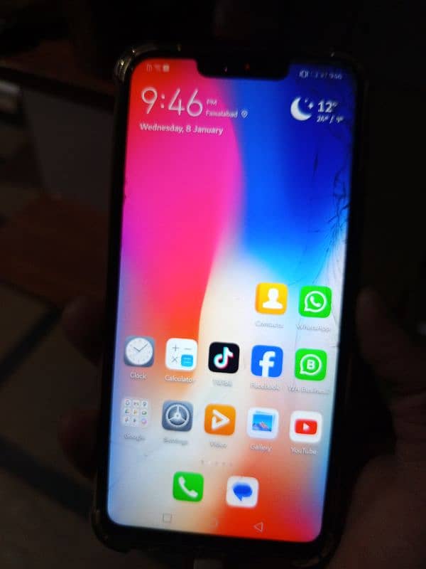 Huawei nova 3i 0