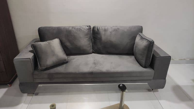 Moltyfoam 10/years. . . Sofa 3 seater used 0