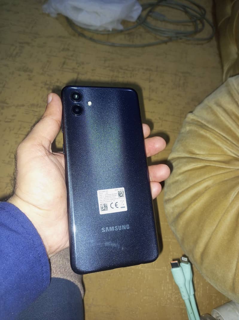 Samsung A04 3/32 Rs 17500 2