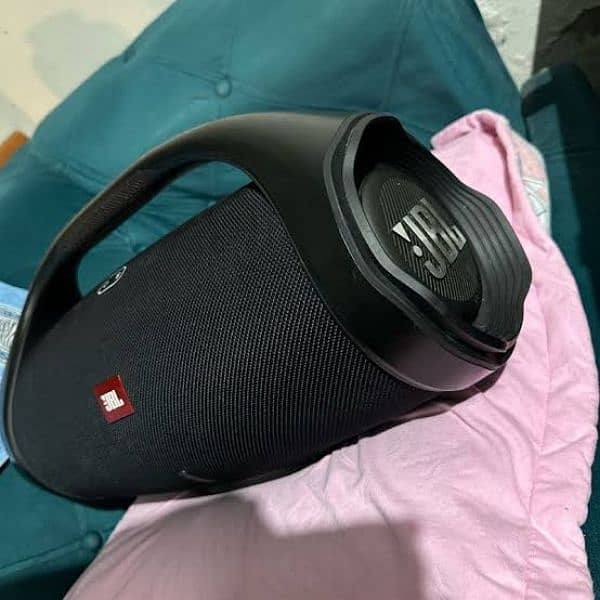 jbl boombox 2.100% original 3