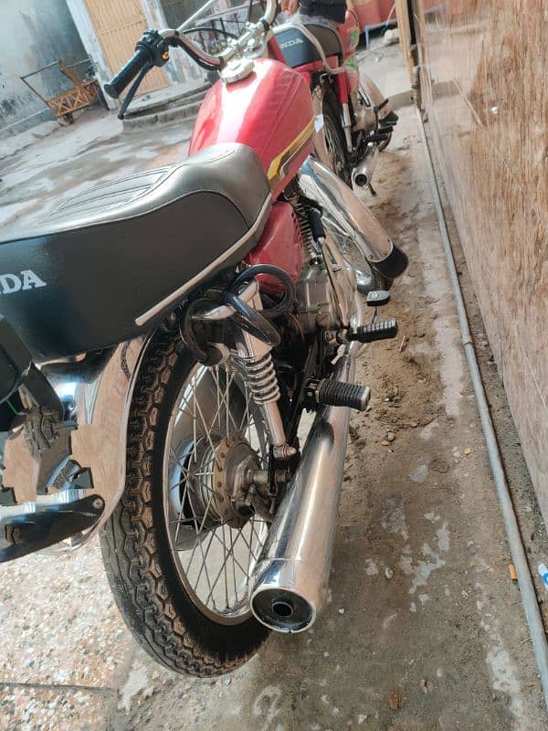 Honda cg125 9