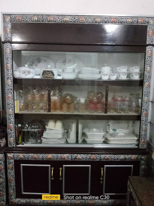 New Showcase for sale 0