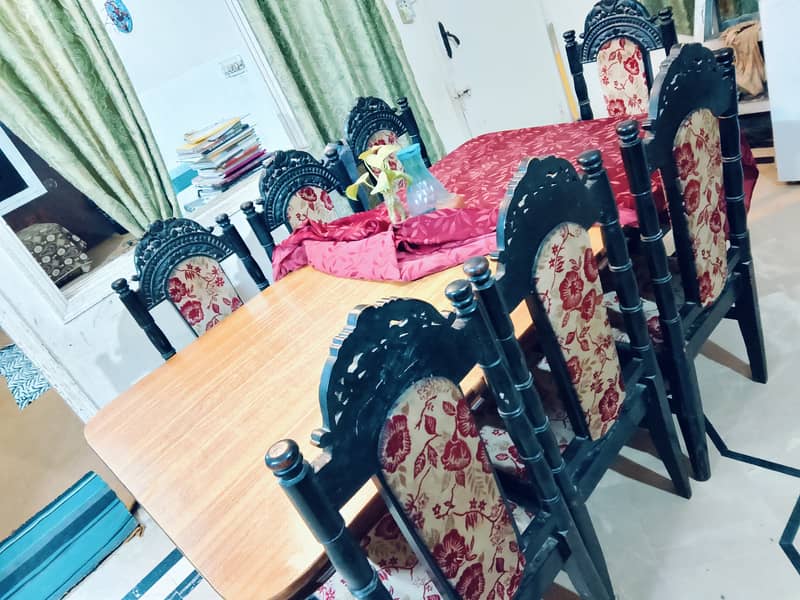 8 chair dining table 0