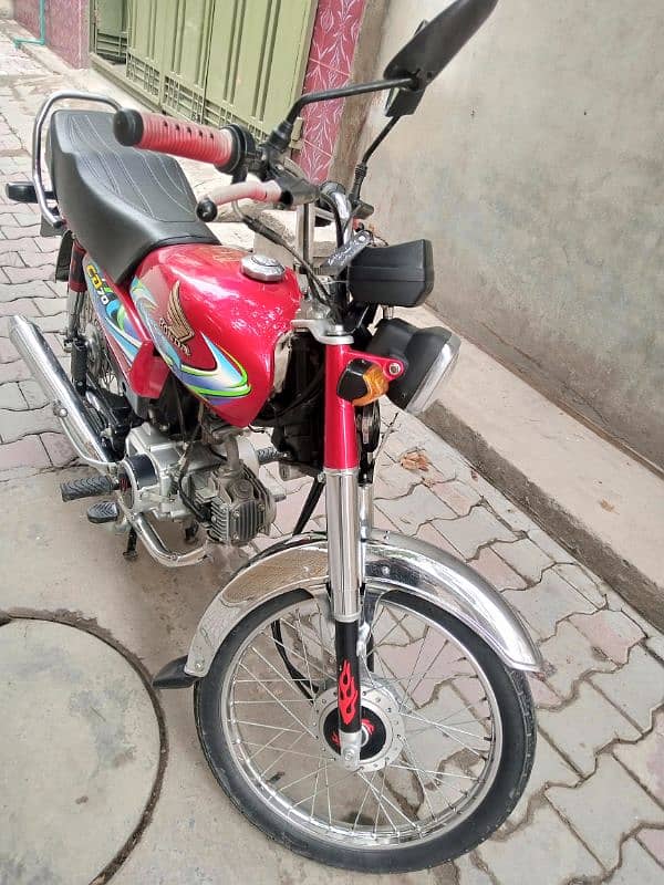 HONDA CD 70 MODEL 23/24 GOOD CONDITION URGENT SALE PLEASE ONLY CALL 1