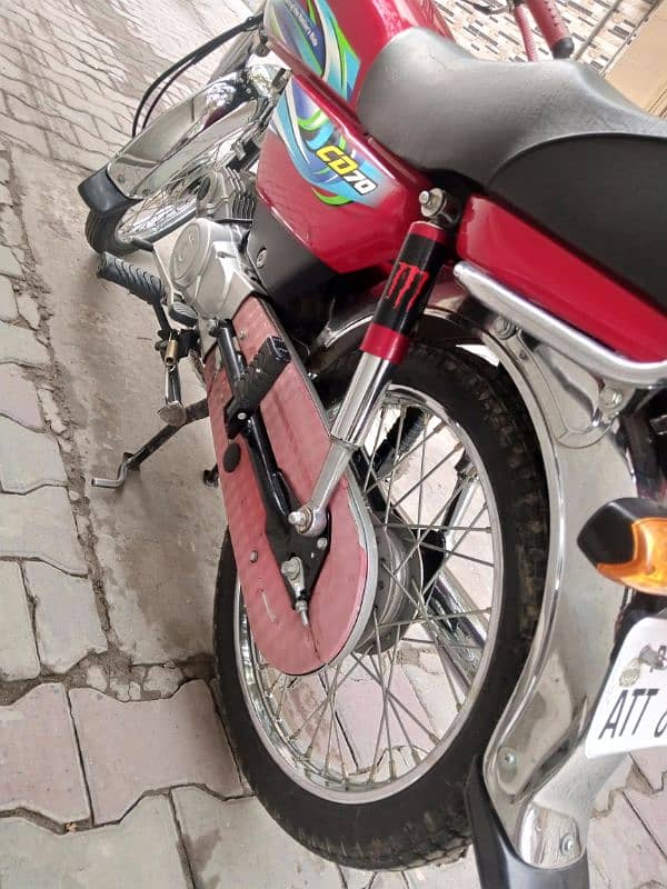 HONDA CD 70 MODEL 23/24 GOOD CONDITION URGENT SALE PLEASE ONLY CALL 6